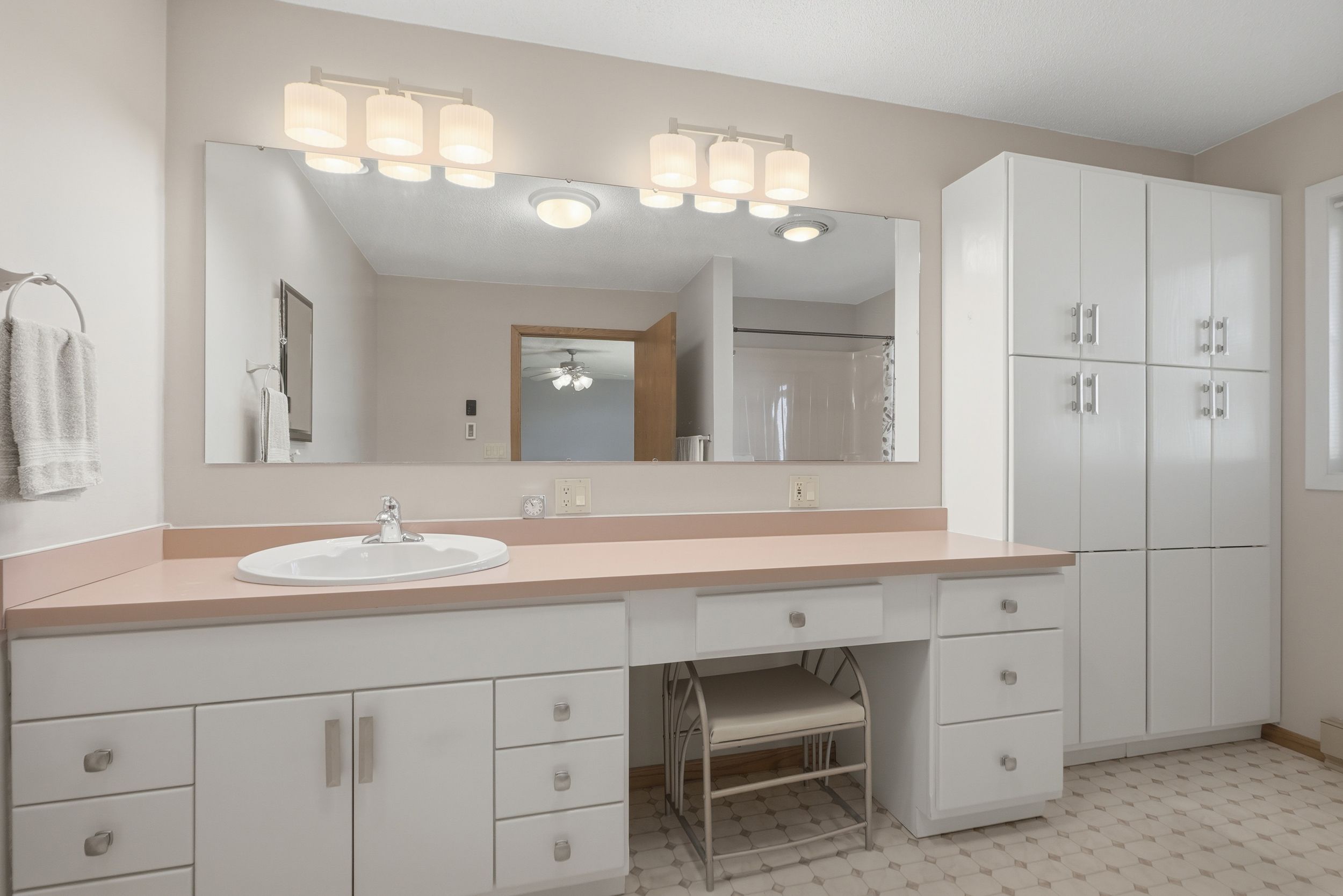 Listing Photo: 2276 400th ave-024